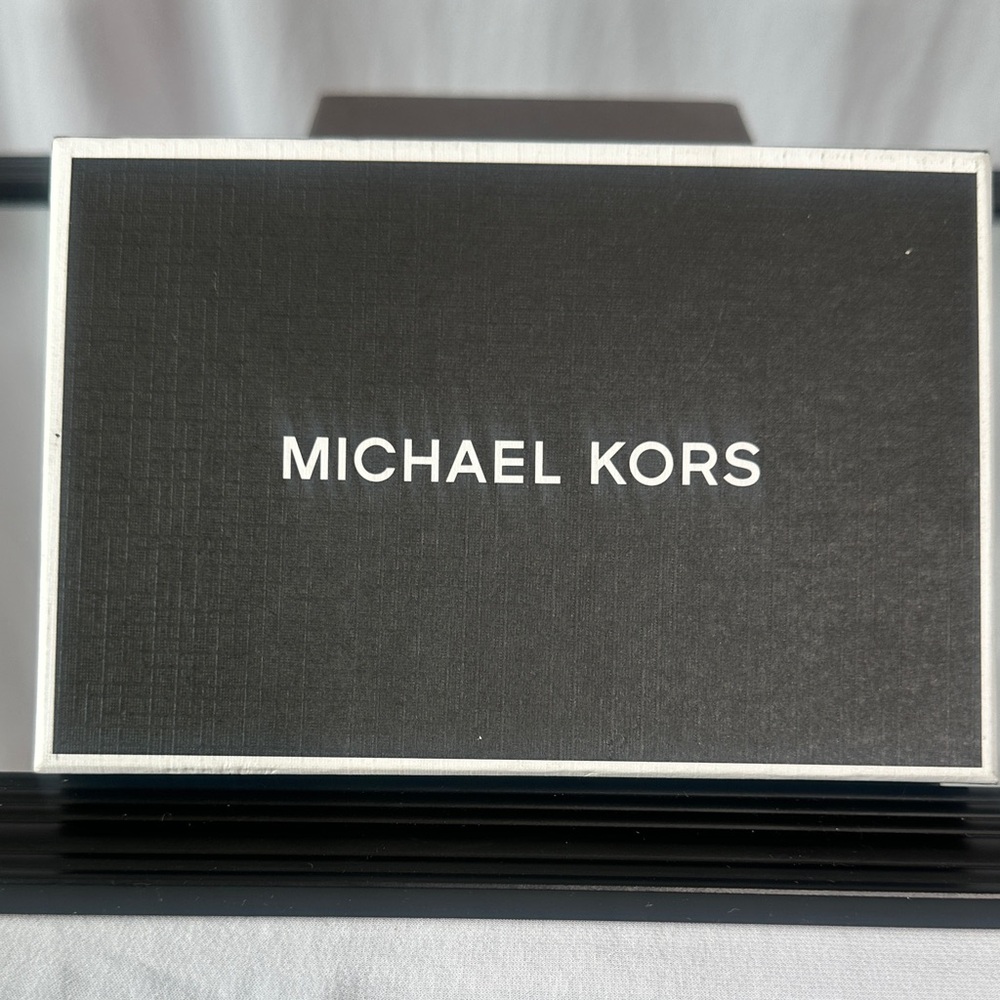 Michael Kors Black and Brown Card Holder with Keychain - Picture 2 of 3